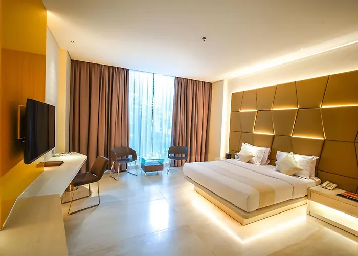 Fm7 Resort Hotel - Jakarta Airport Tangerang